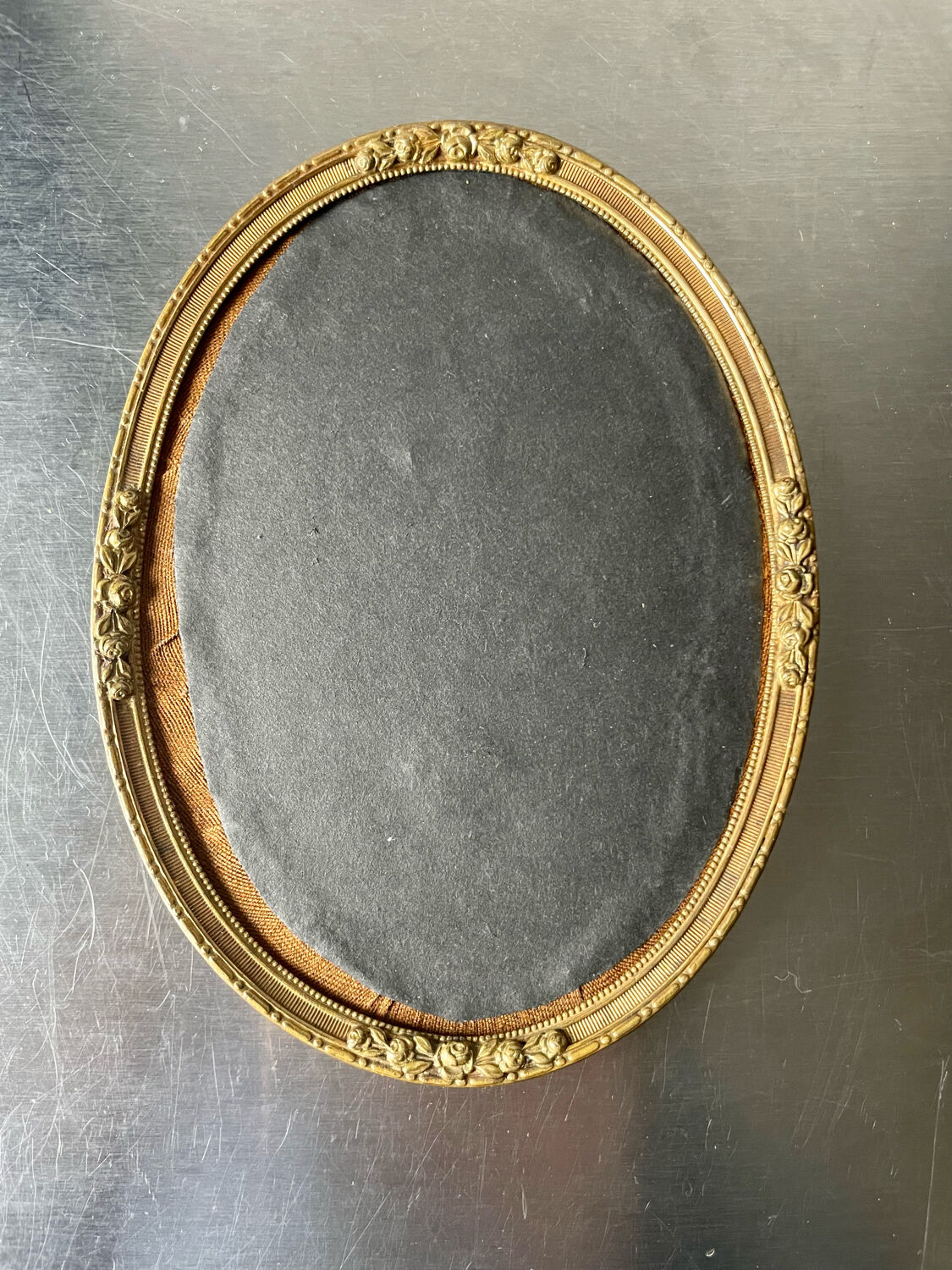 Antique Metal Gold colored Oval Picture Frame brass