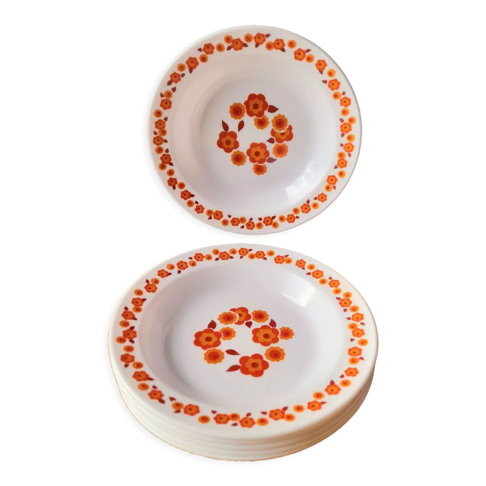 Arcopal Lotus 70s plates