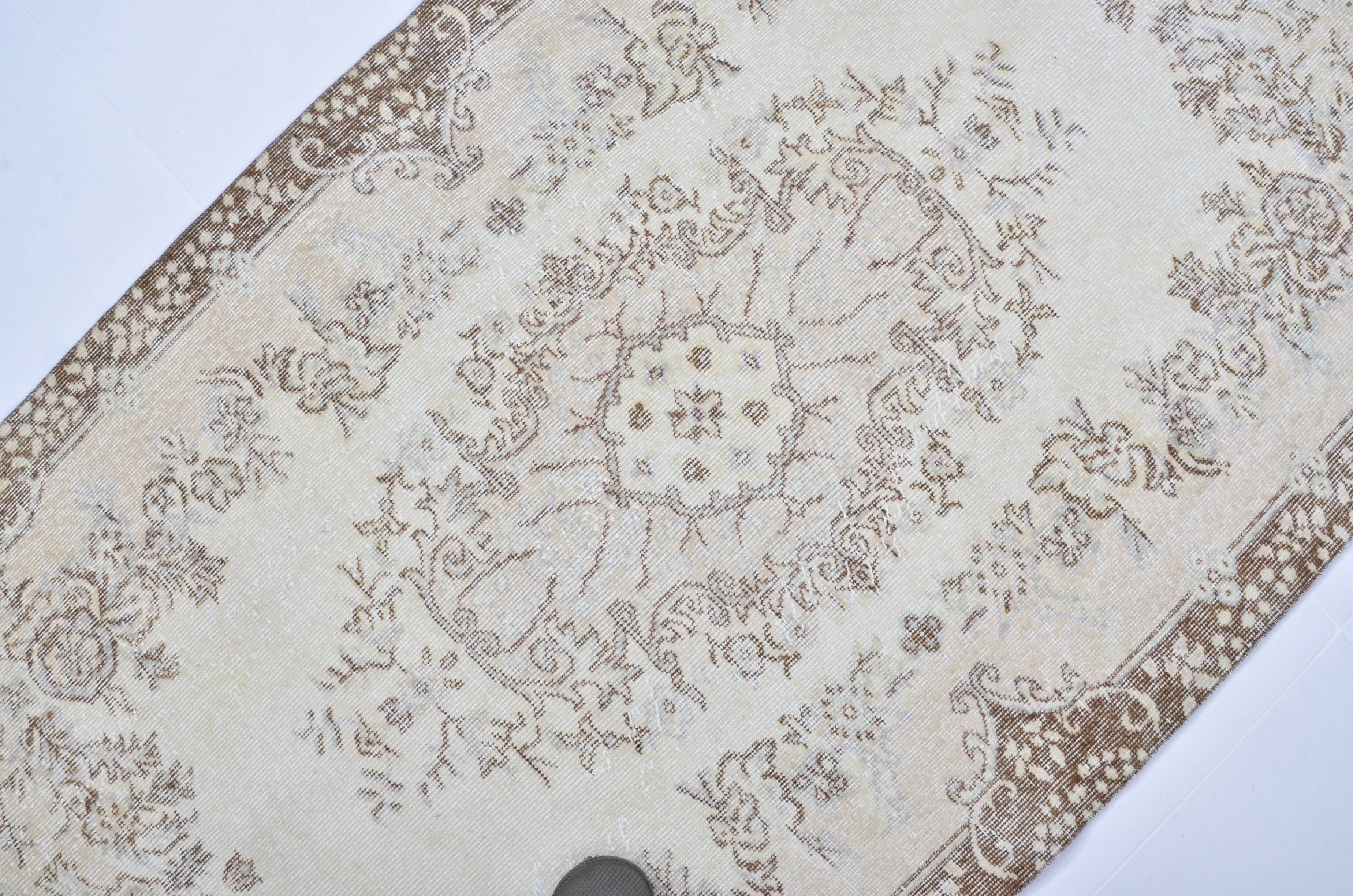 Antique Handknotted Anatolian Carpet sku 3144