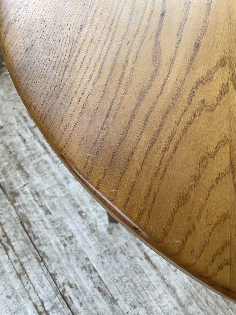 1950s round oak table