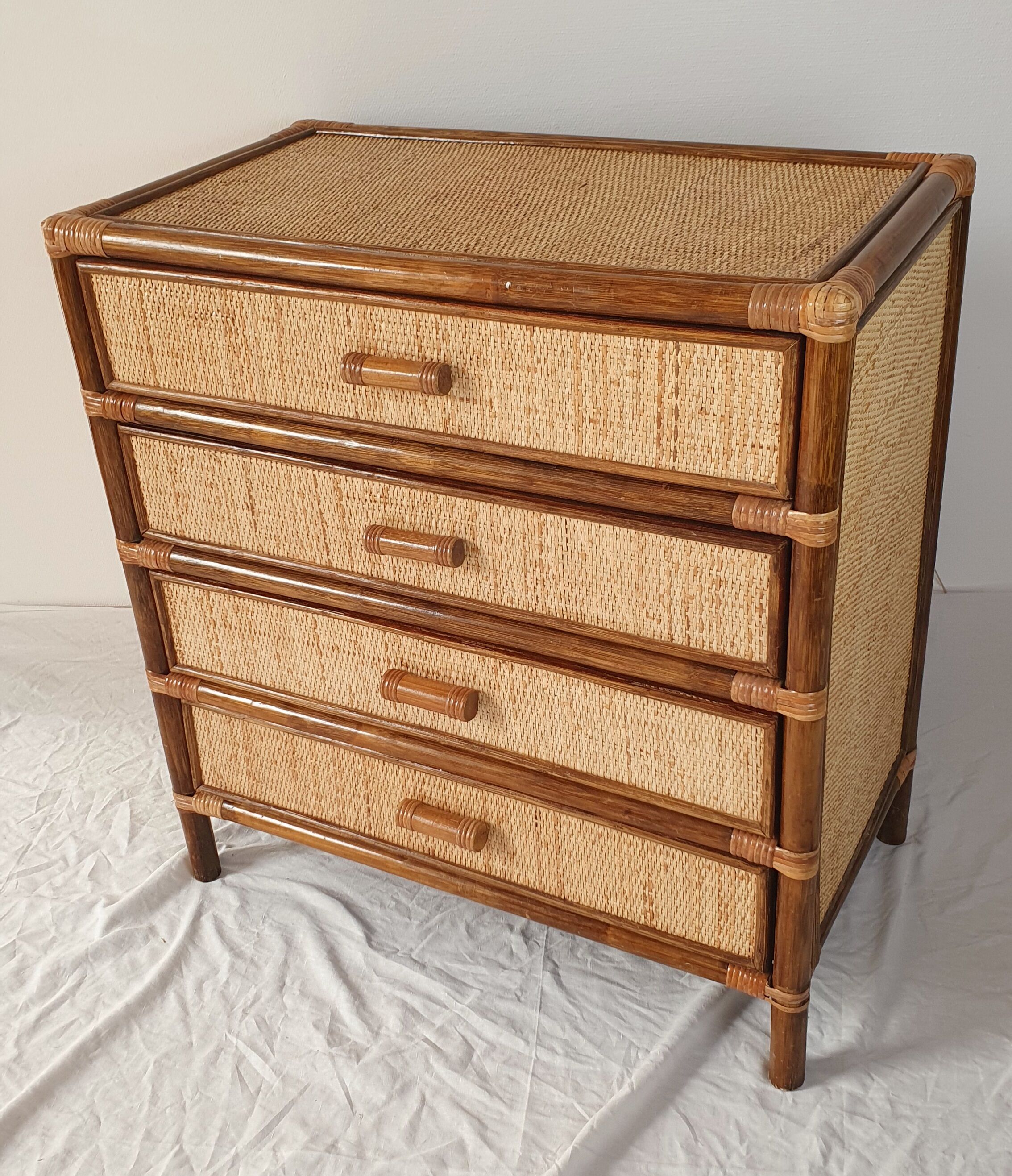 Rattan chest of drawers 4 drawers