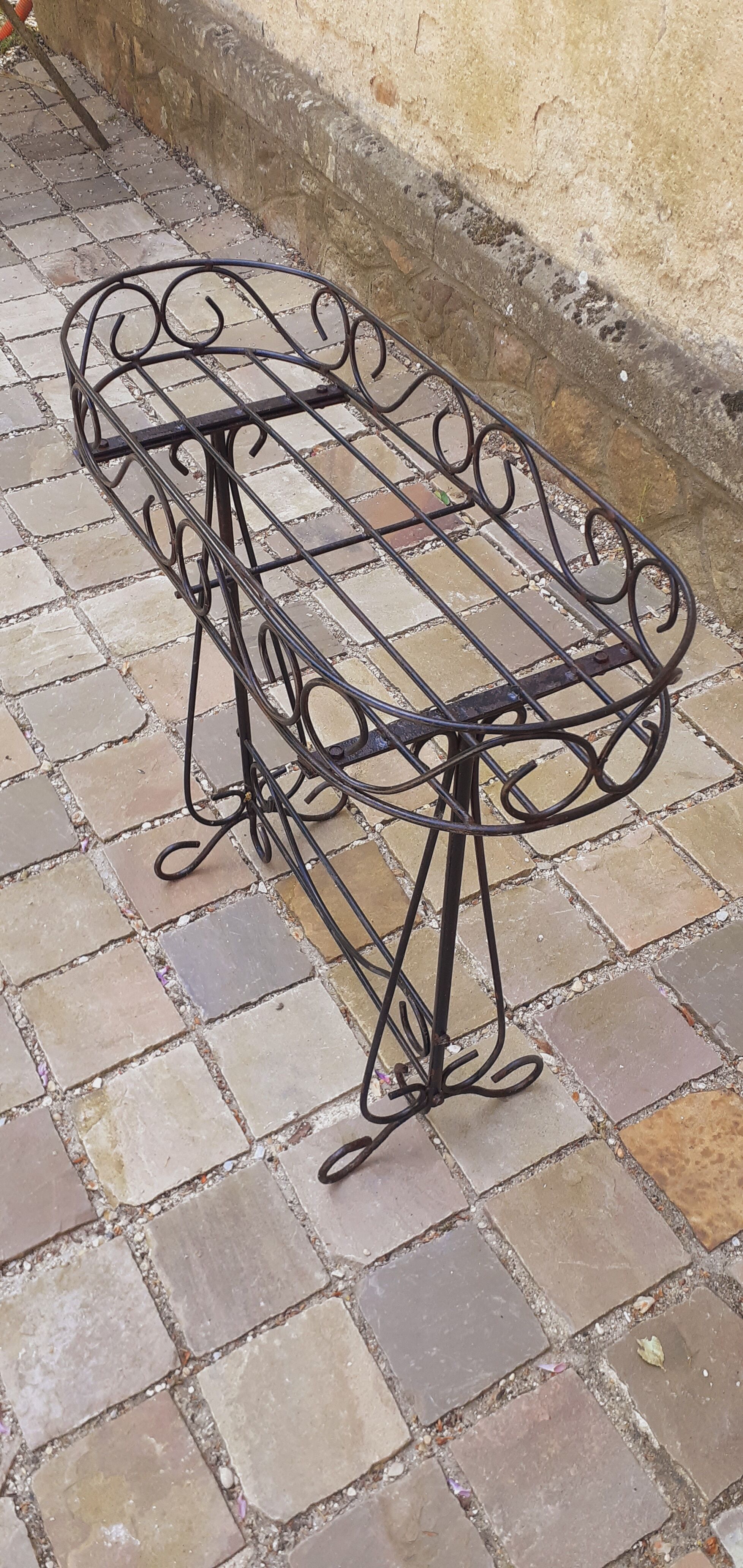 Jardinière en fer forgé vintage année 50