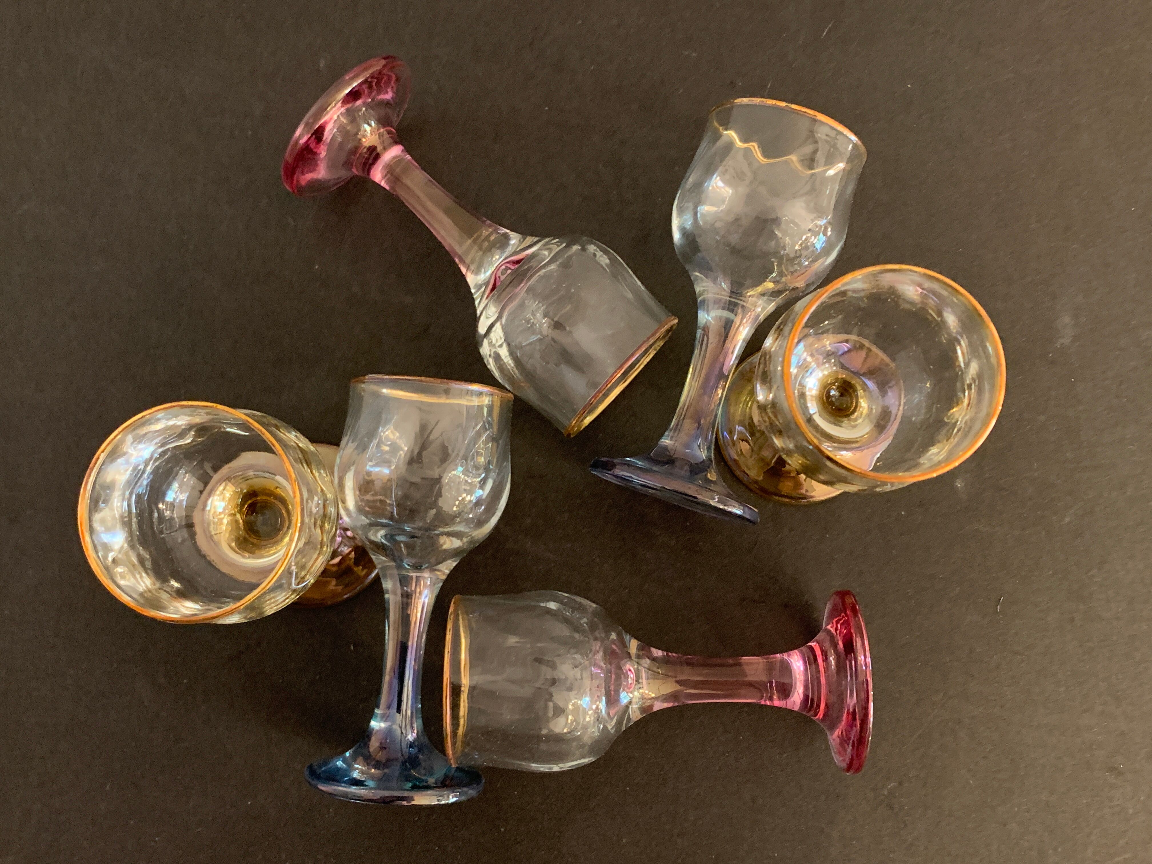 6 verres à digestif soufflés verrerie italienne Venise, Murano, A. Dal Borgo