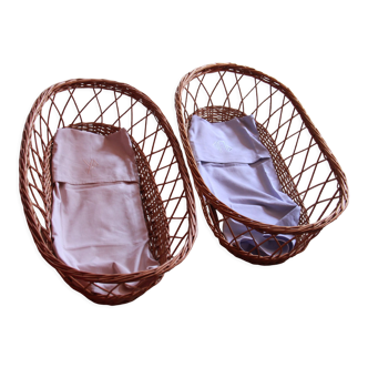 Set of two identical wicker bassinets
