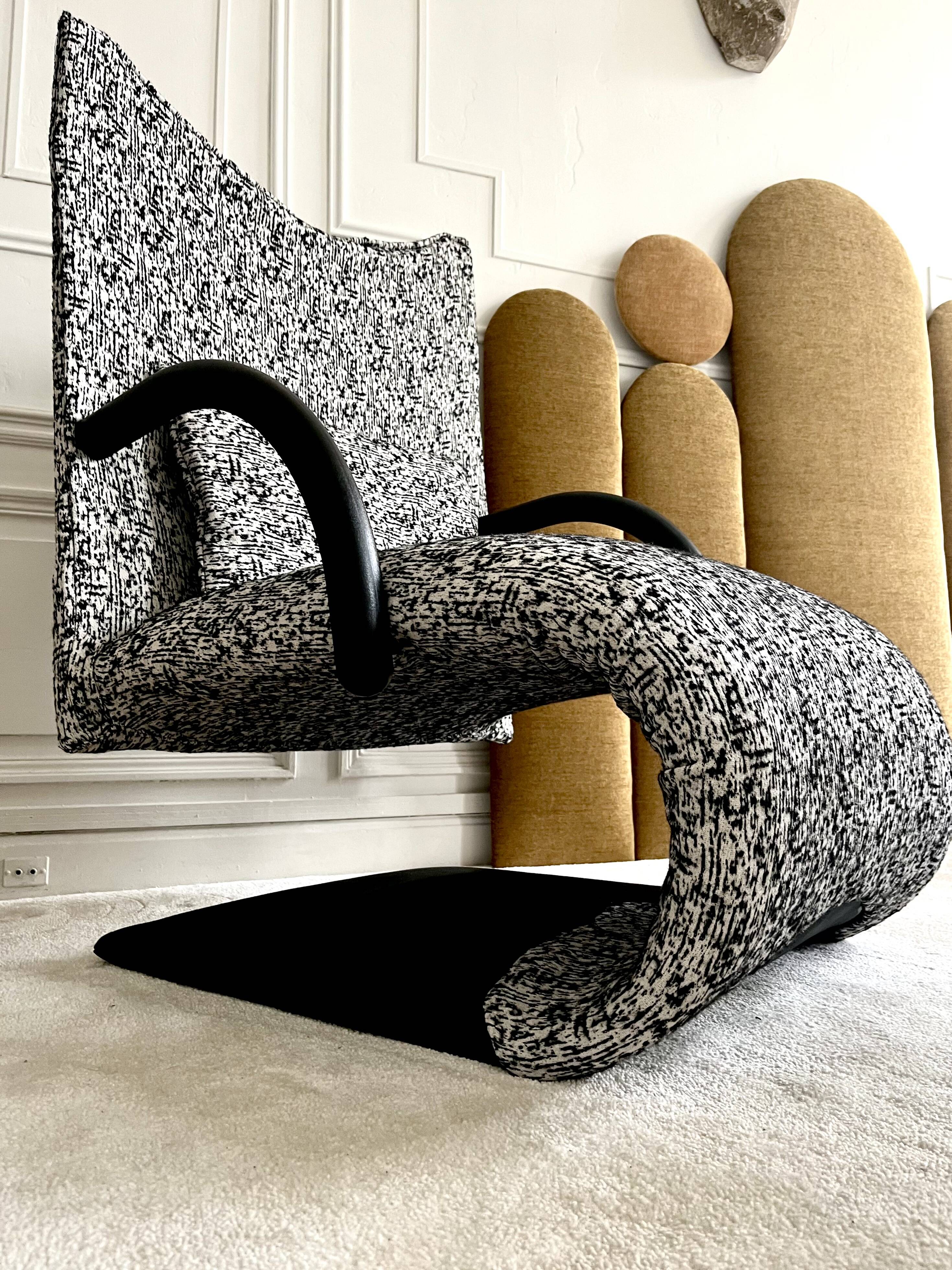 Armchair set and footrest vintage design line Roset Zen