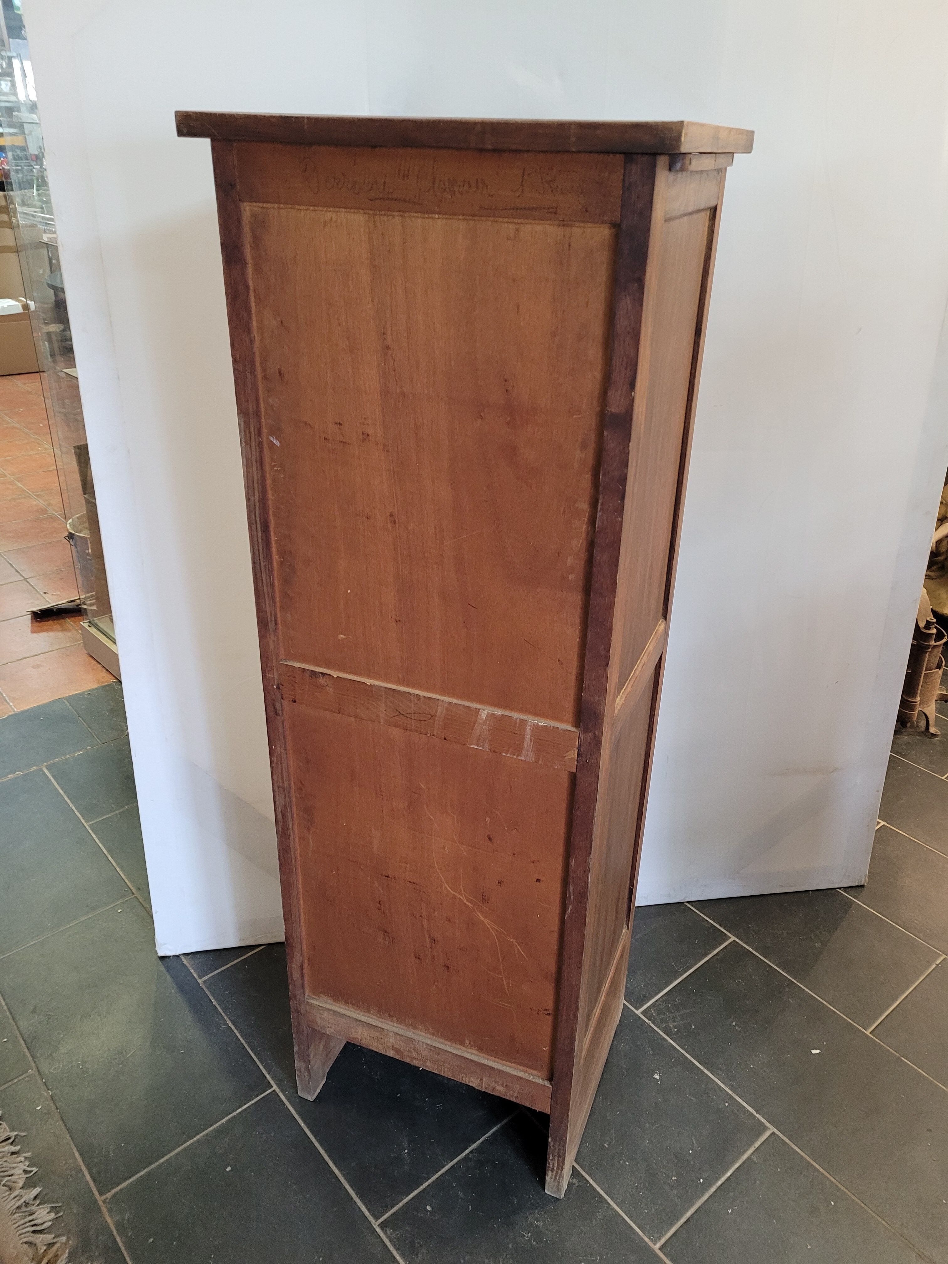 Old oak curtain binder