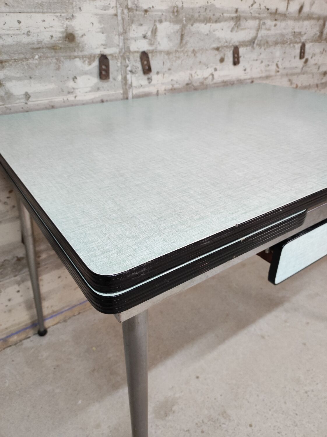 Formica table