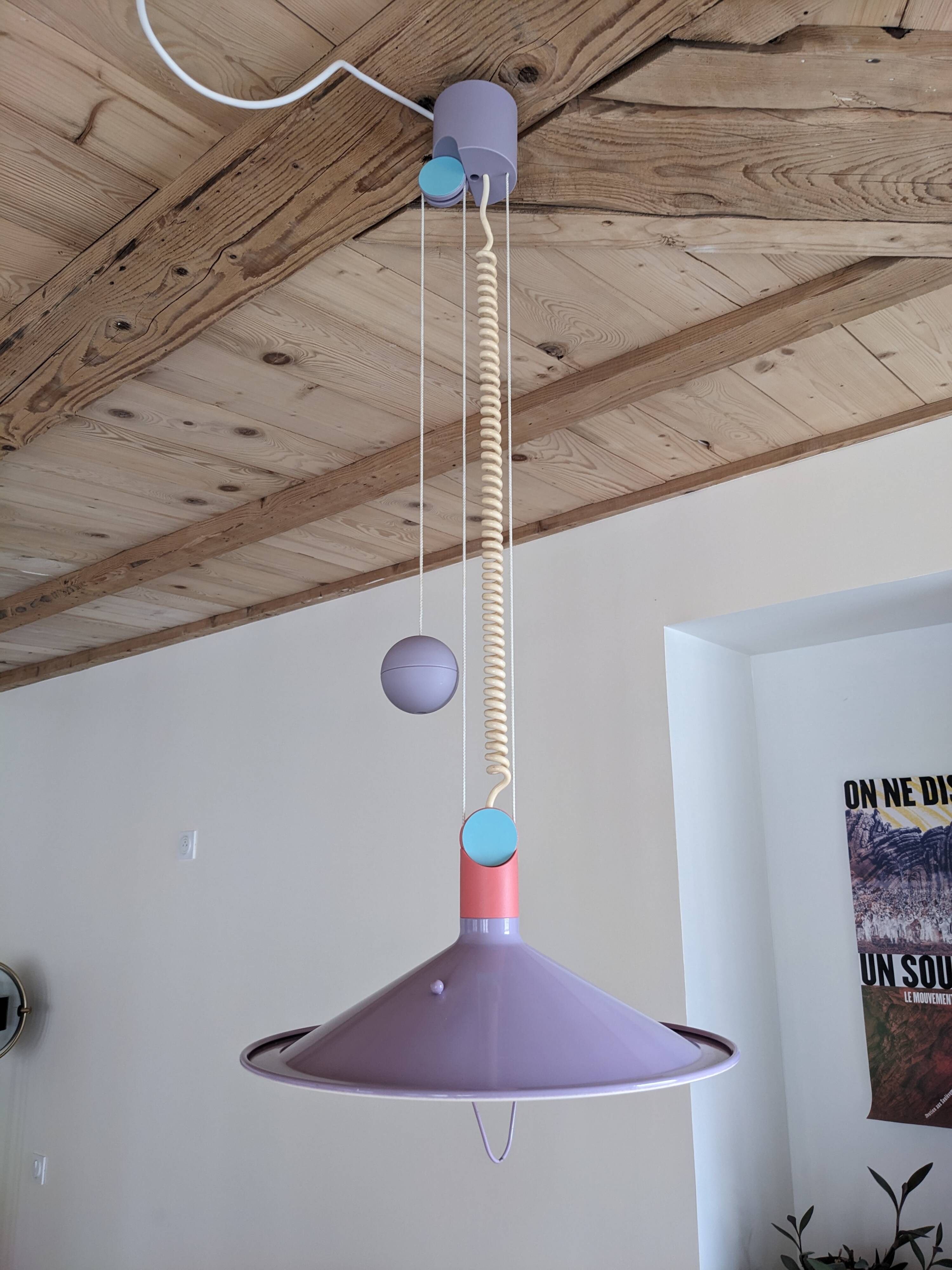 Suspension rises and falls with counterweight - Memphis design from the 80s - Briloner Made in West Germany