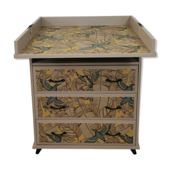 Changing table