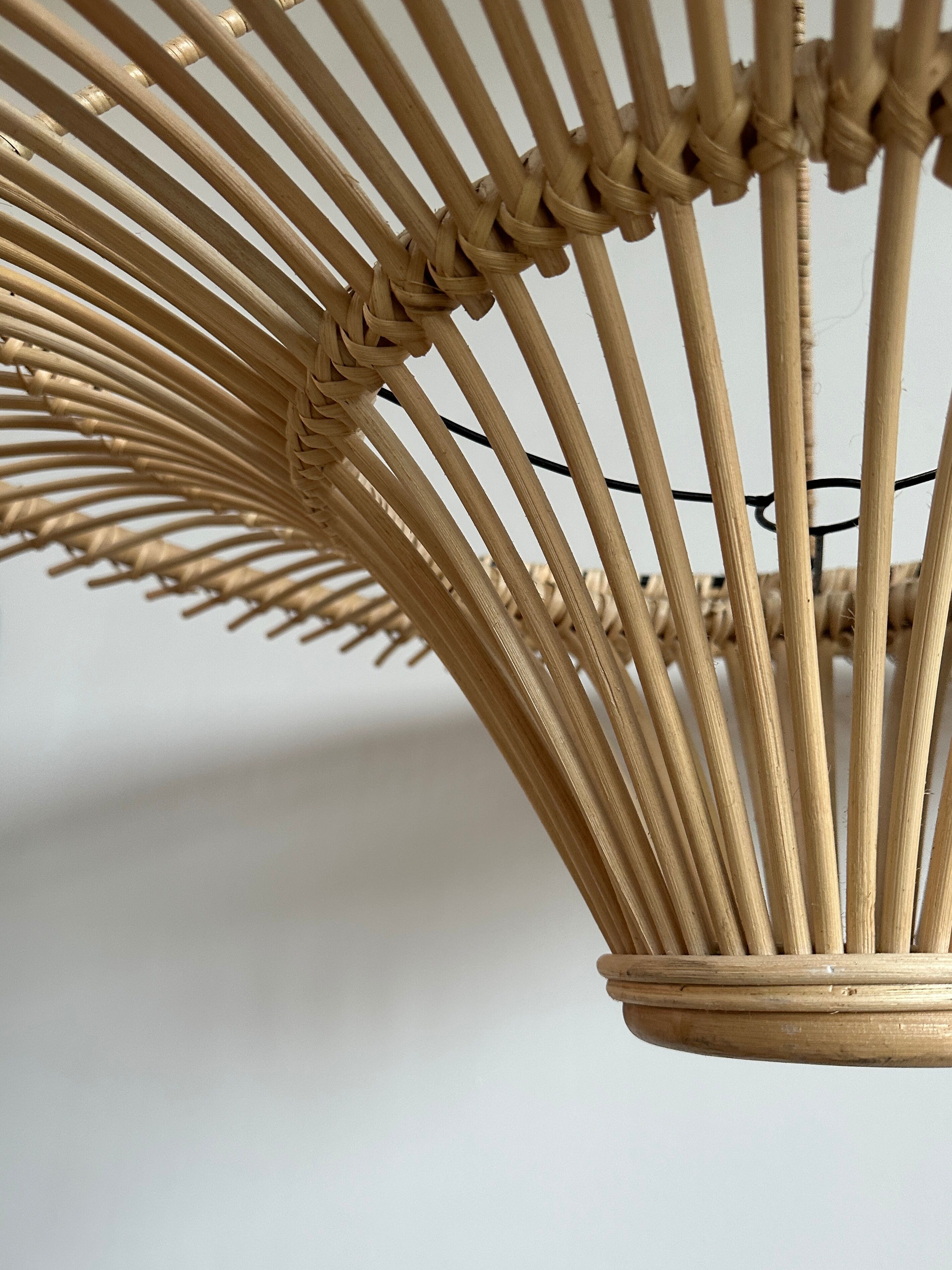 Suspension rattan saucer iron frame D:120 H:60