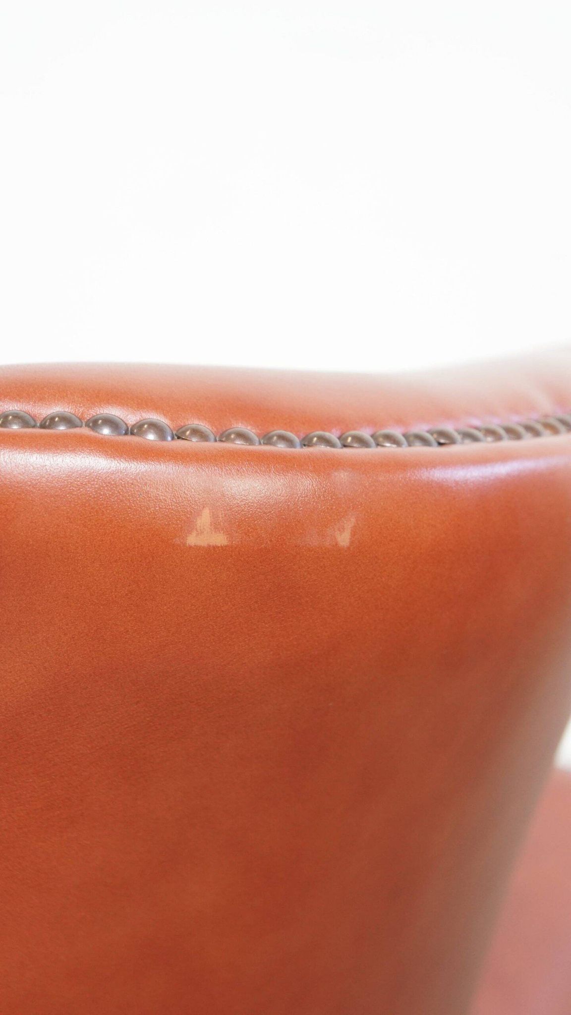 Elegant smooth English cowhide leather Chesterfield wingback armchair