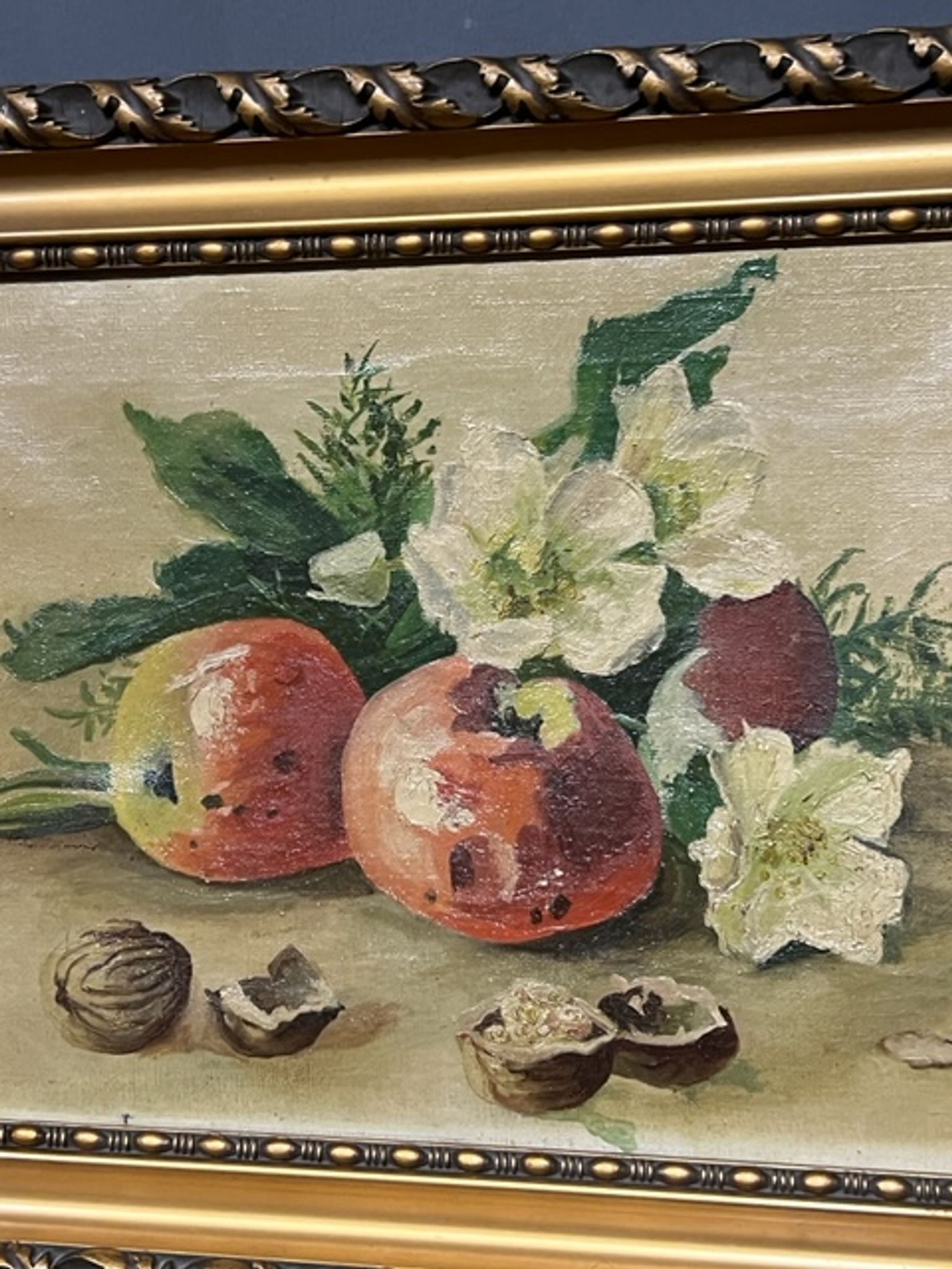 Nature morte aux fruits et fleurs.