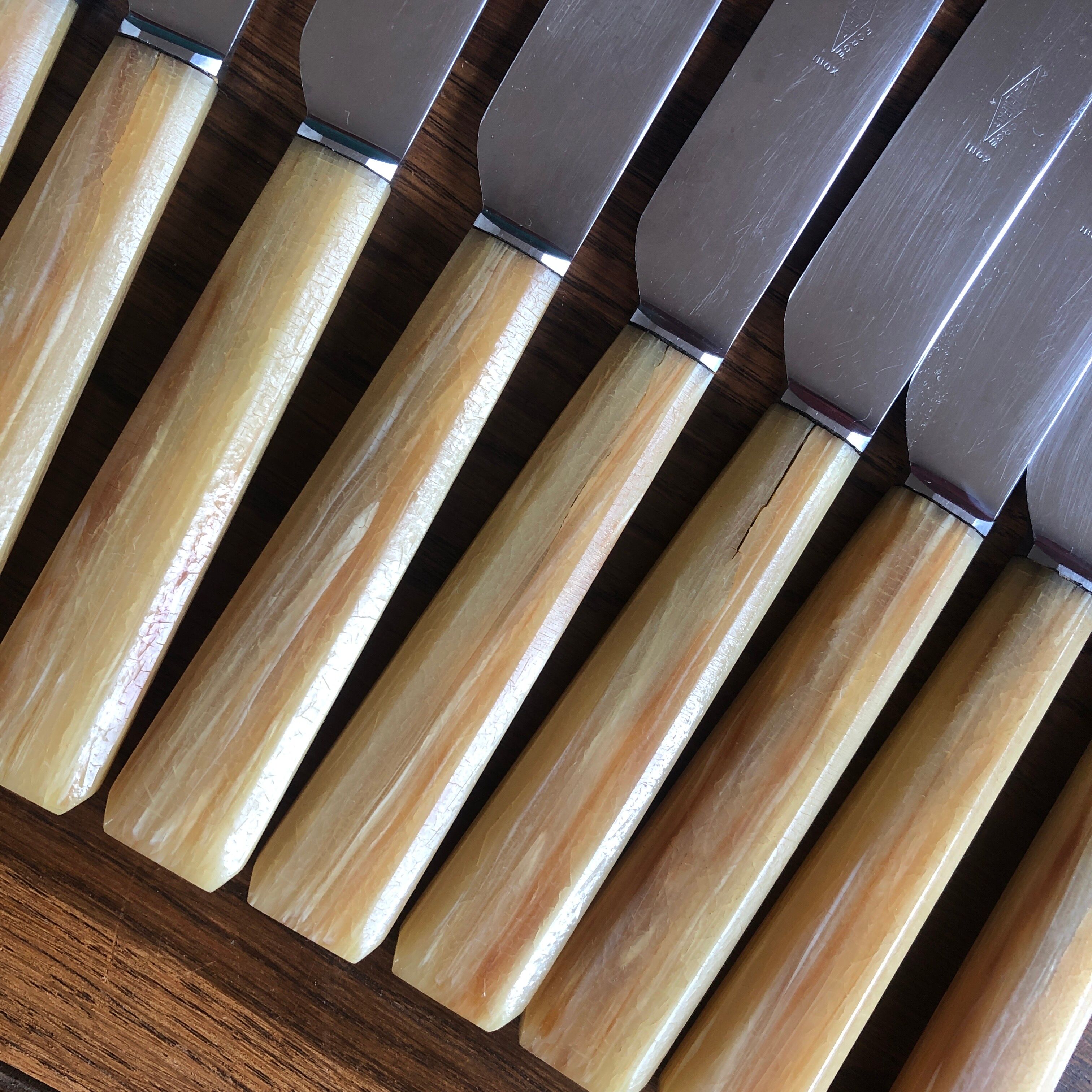 Cutlery "the benefit"