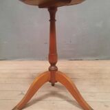 Small circular pedestal table