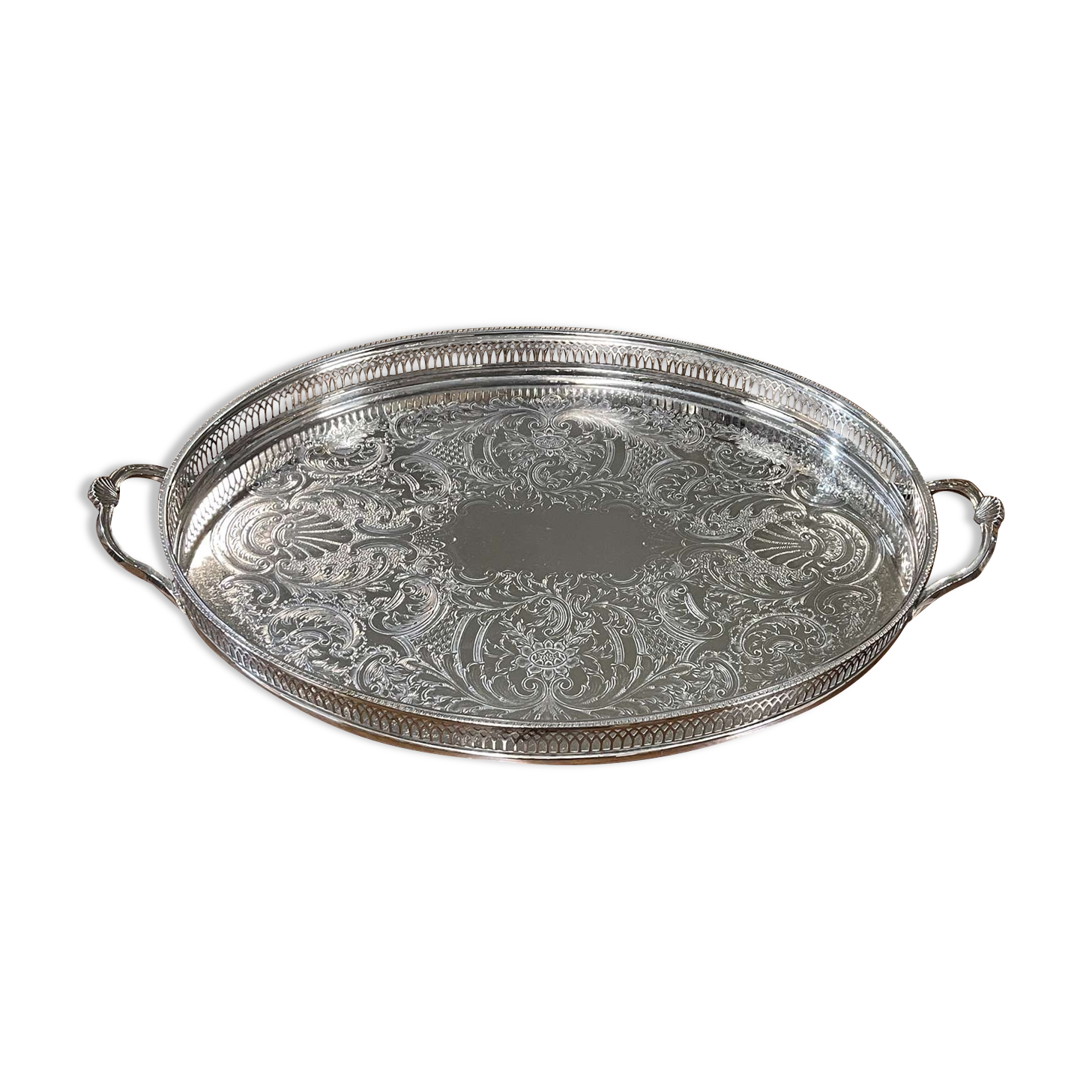 English silver metal top from the 1950s
