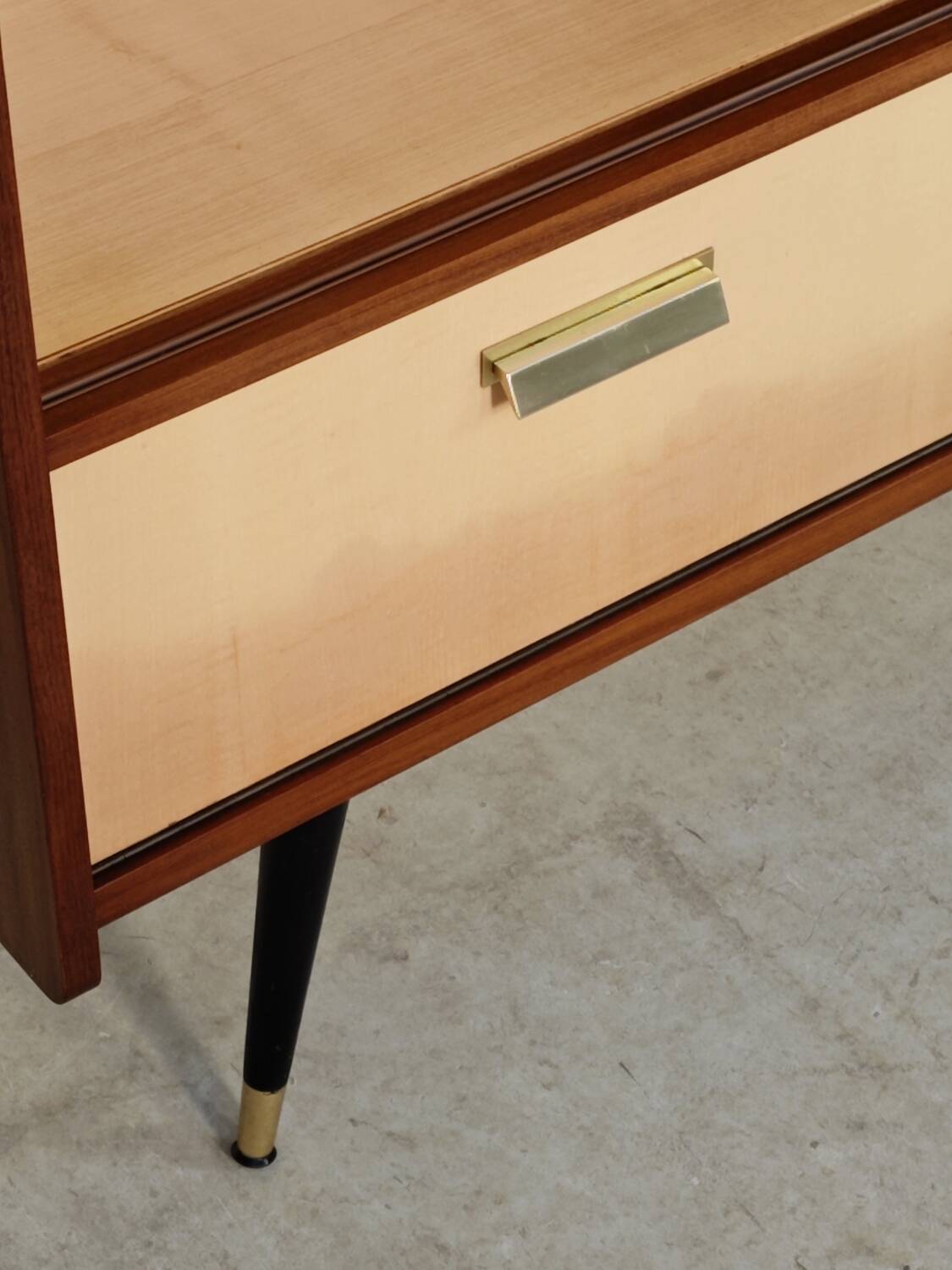 East German sideboard/glass cabinet from the 1960s