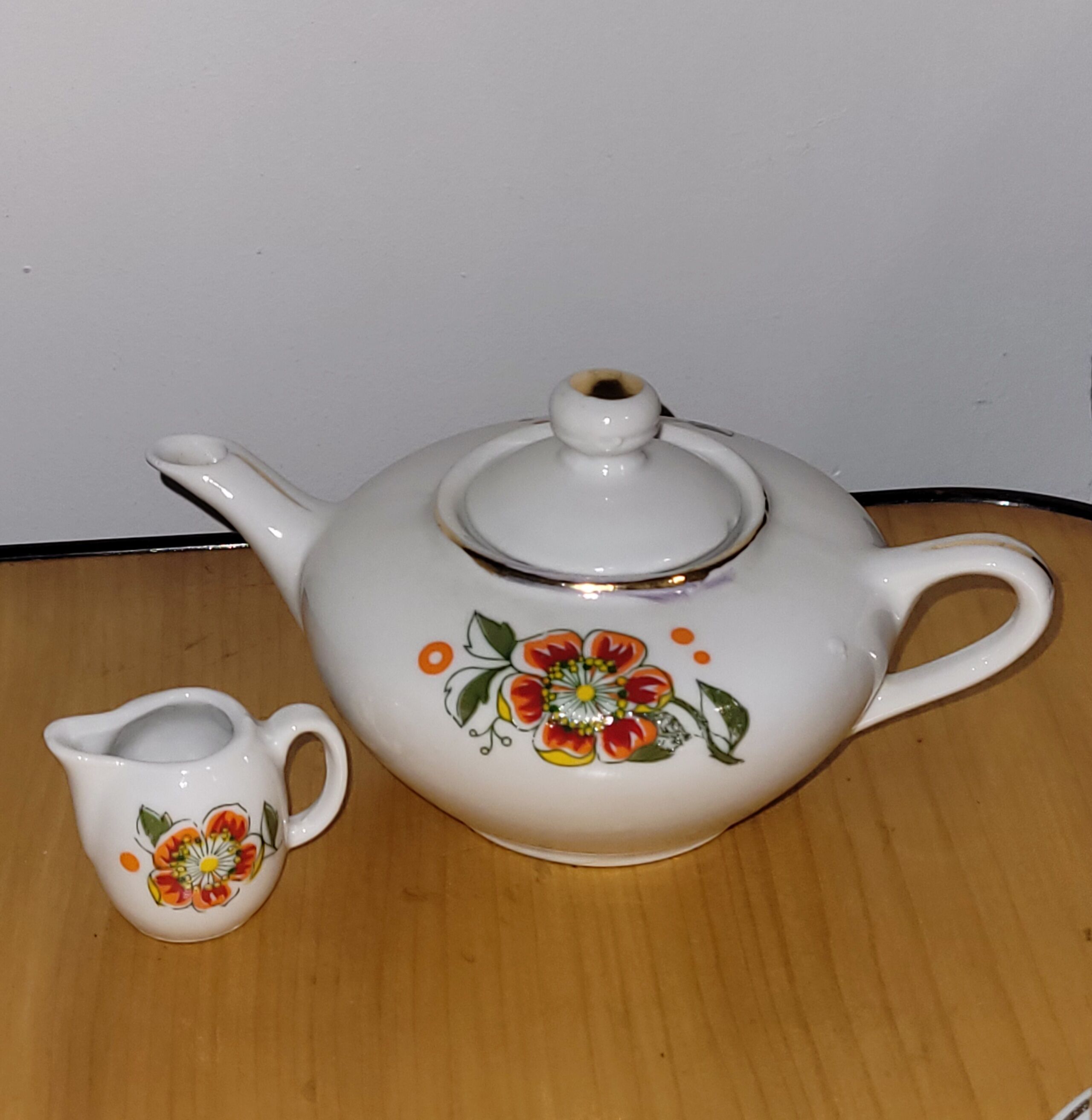 Dinette coffee/tea service