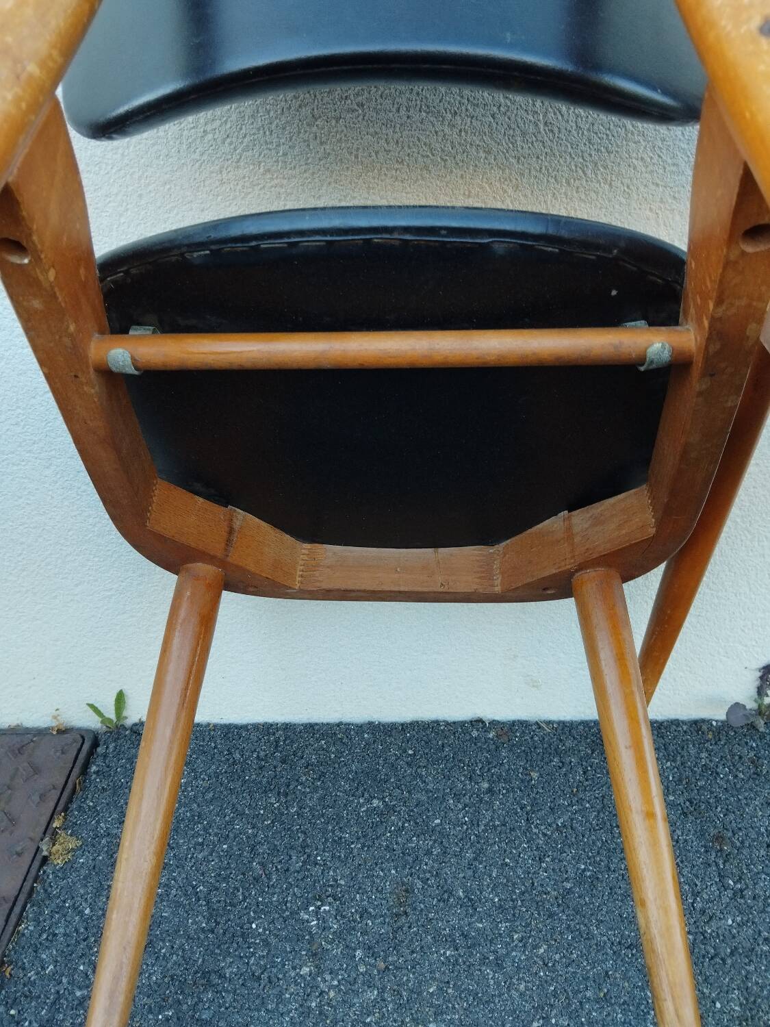 Pégase chairs by Pierre Guariche