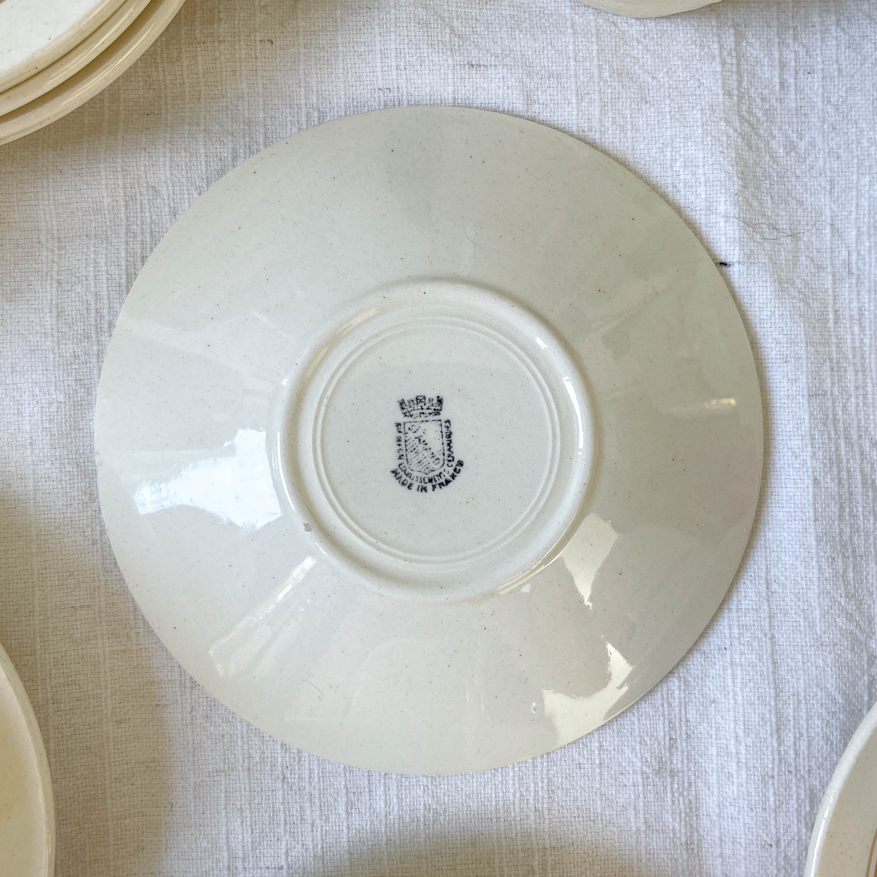 St Amand 10-person coffee service – Vintage white and gold porcelain