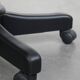 Chaise de bureau Chesterfield en cuir de vachette rouge/noir et bois