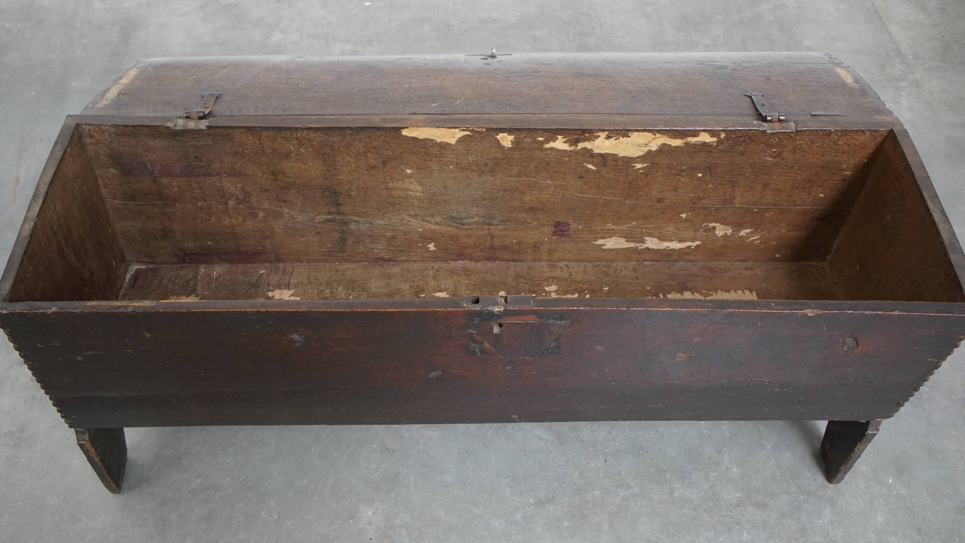 17th-century English oak antique chest