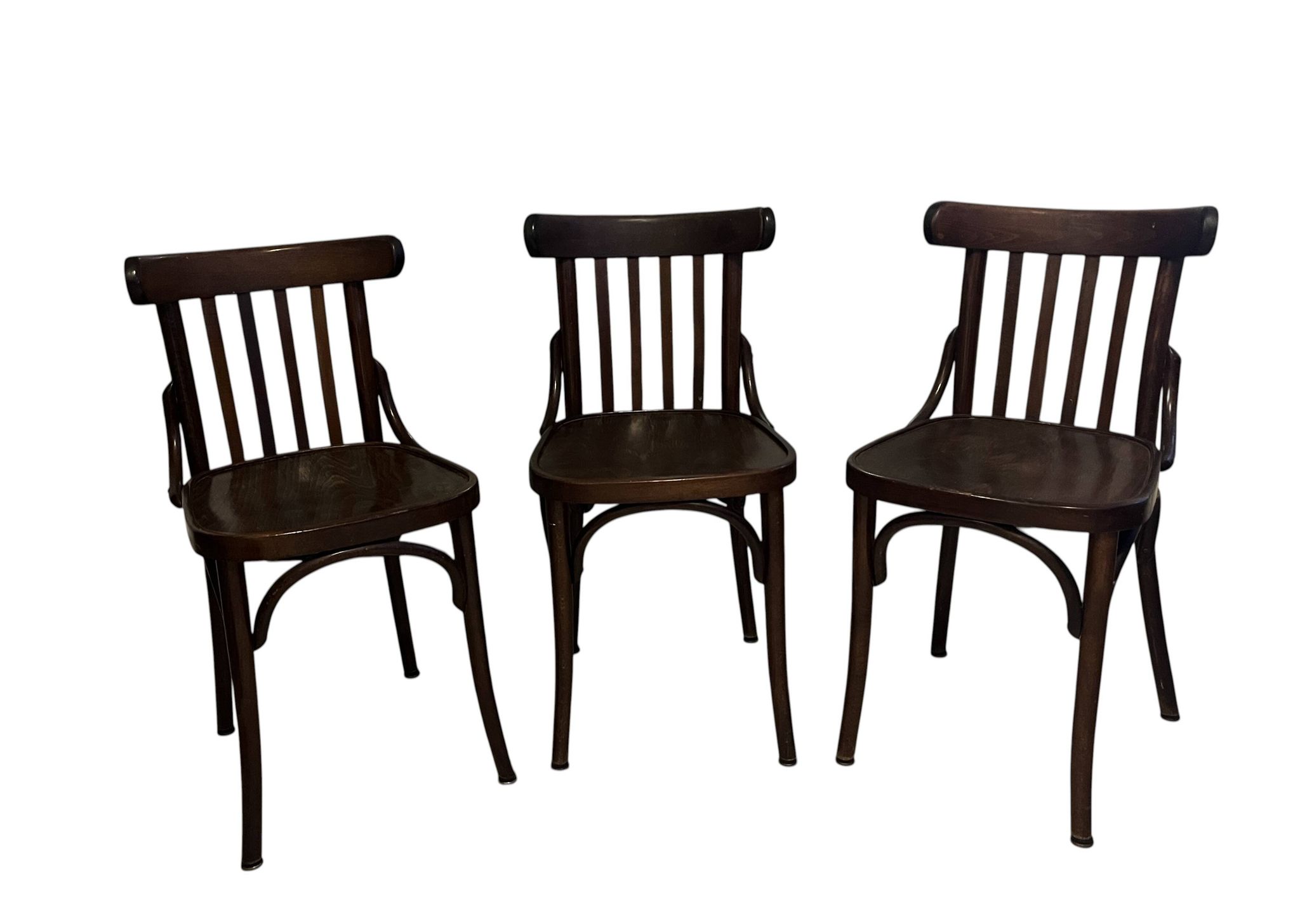 Série de 3 chaises bistrot en bois vintage vers 1950