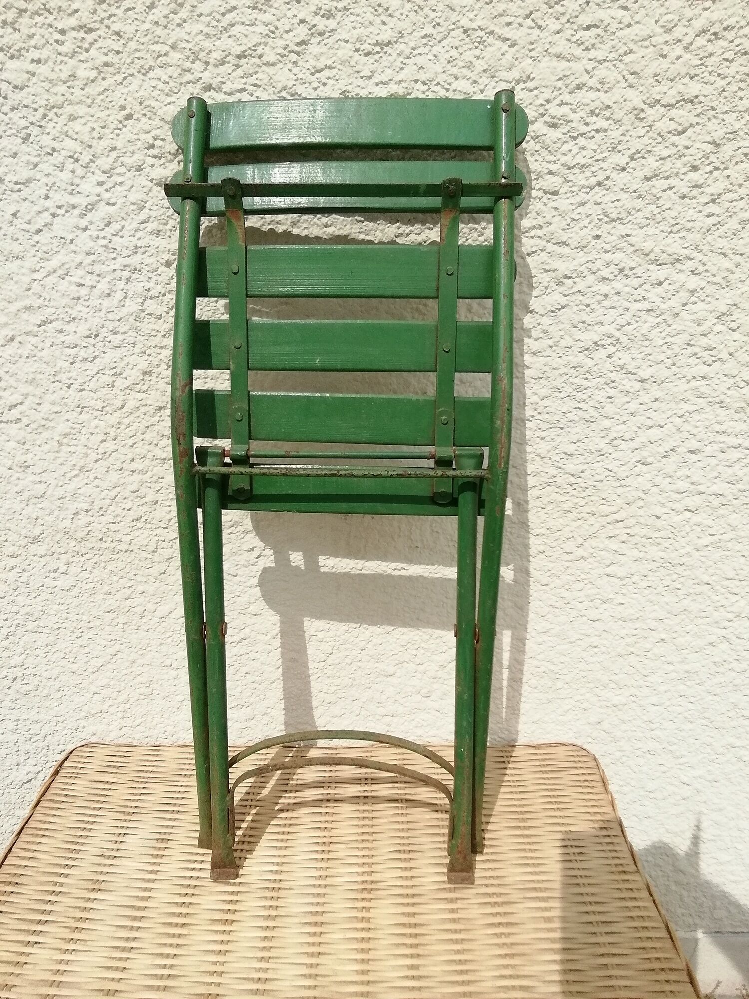4 old iron and wood garden folding chairs