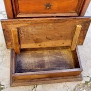 Antique kneeler with 4 drawers, Italy, early 18th century
