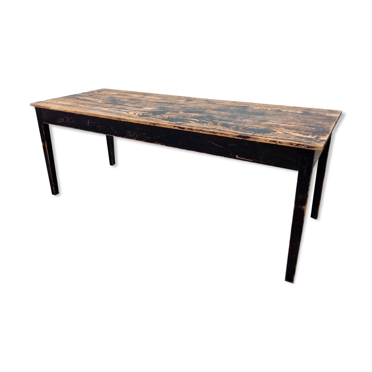 Farm table