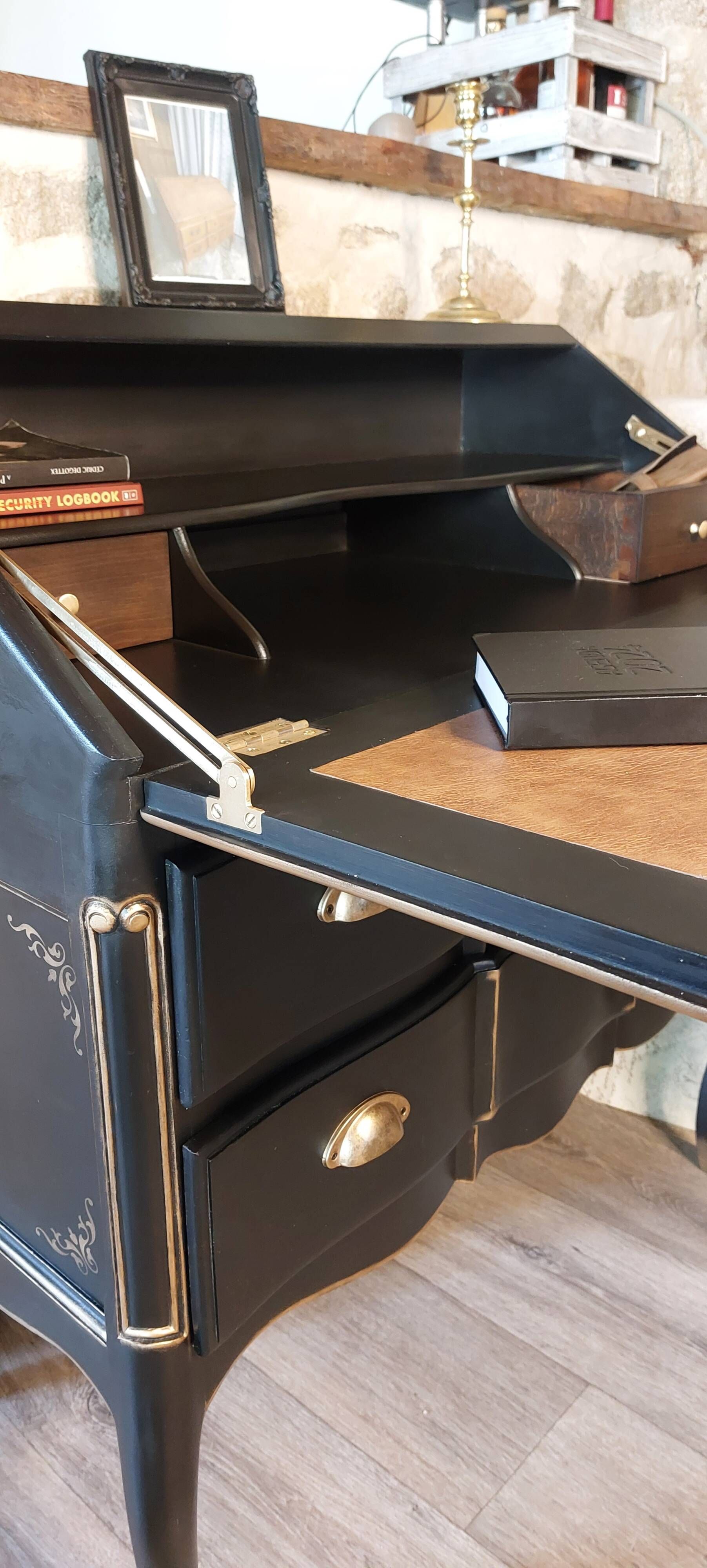 Vintage Writer's Secretary - Chic Louis XV Desk, Elegant, Refined and Luxurious Braroque