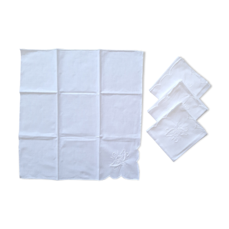 Towels/ 4 towels