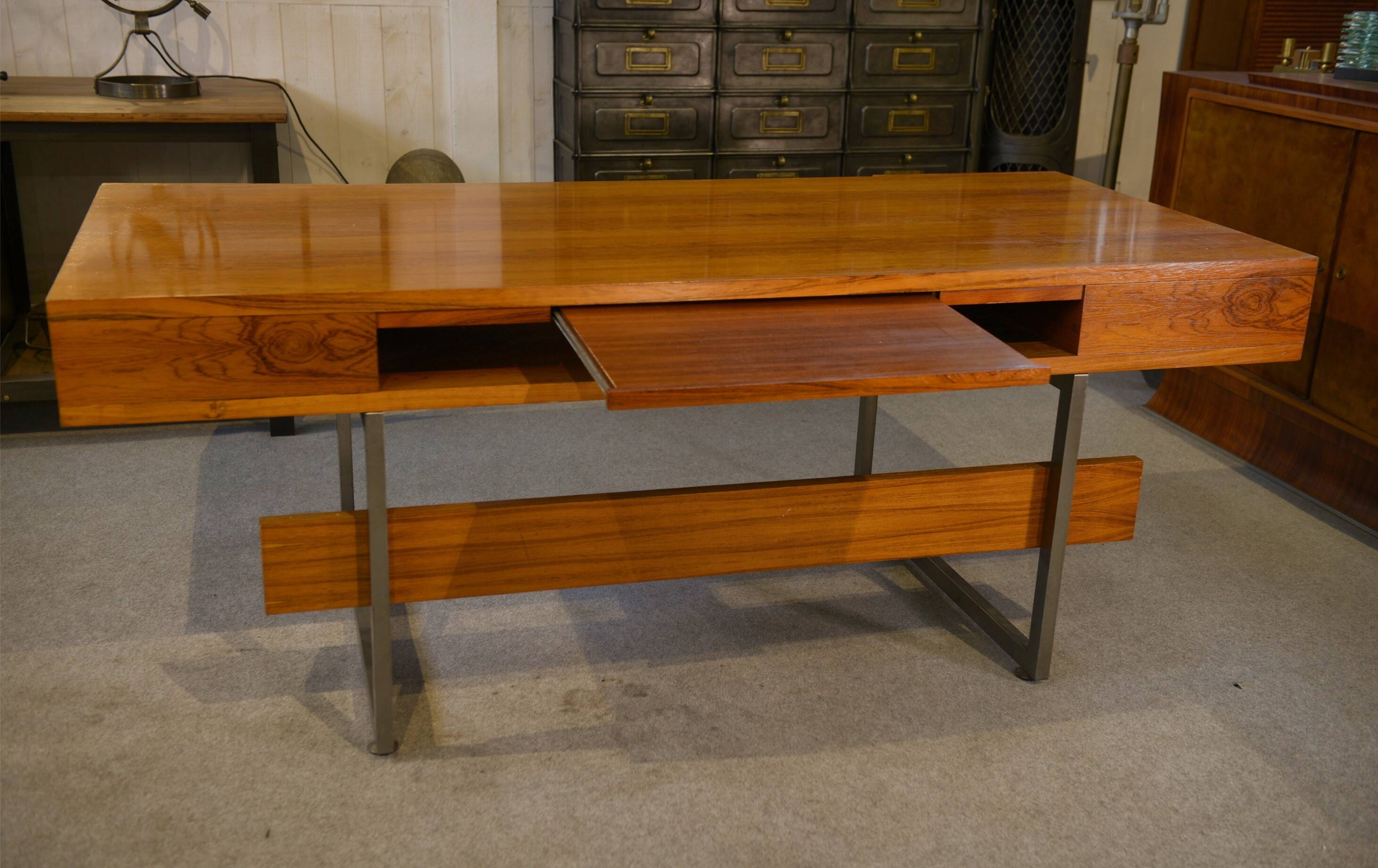 Minister's desk in rosewood by Claude Gaillard and Henri Lesetre for Ligne Roset 1970s