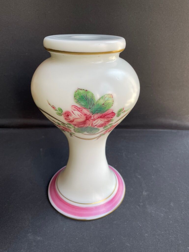 Vase Napoleon III in white opaline with floral decoration with gilding