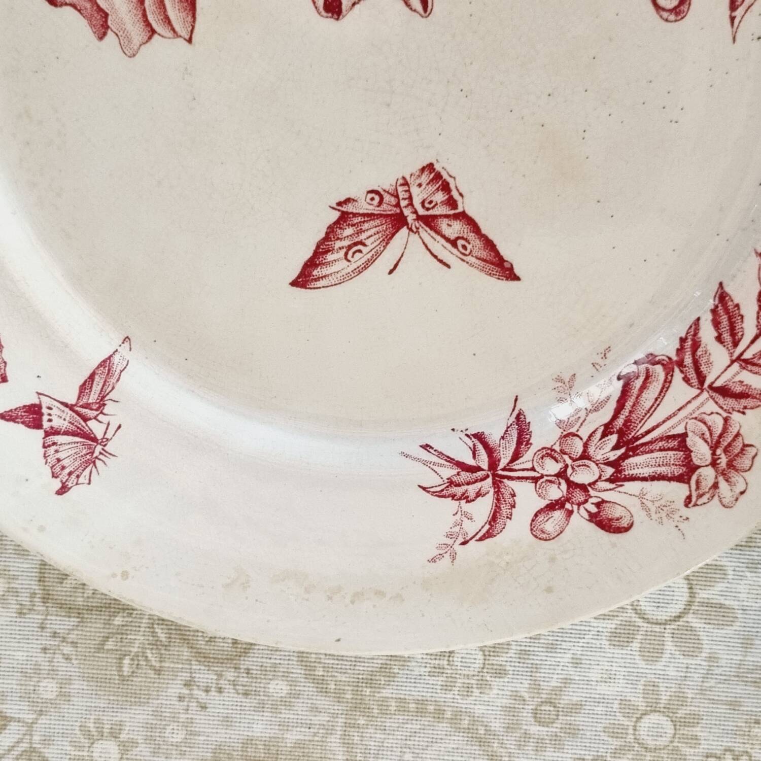 6 iron earth dessert plates lot 4