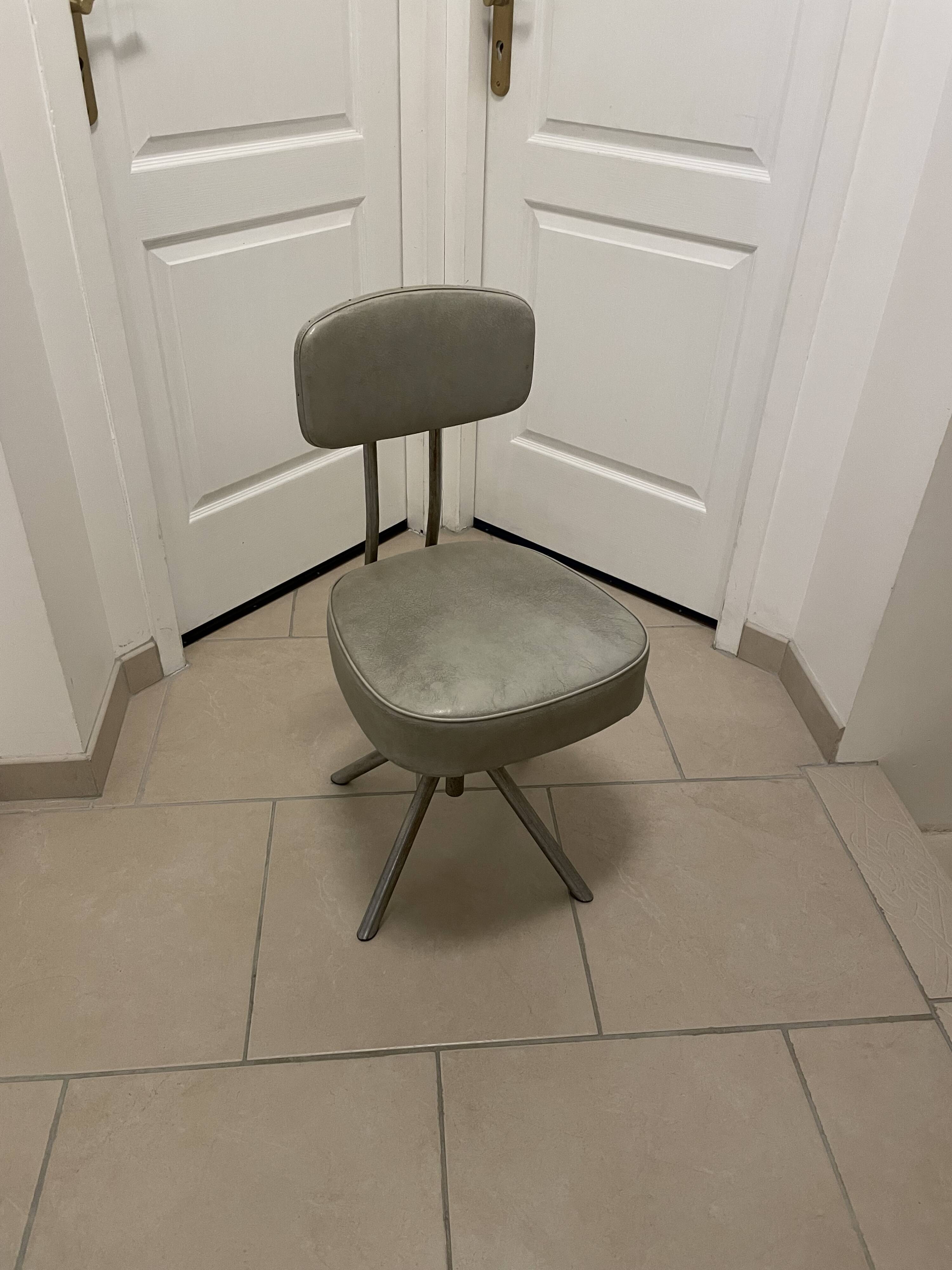 Ronéo swivel office chair