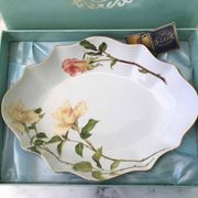 Hand painted porcelain fruit bowl