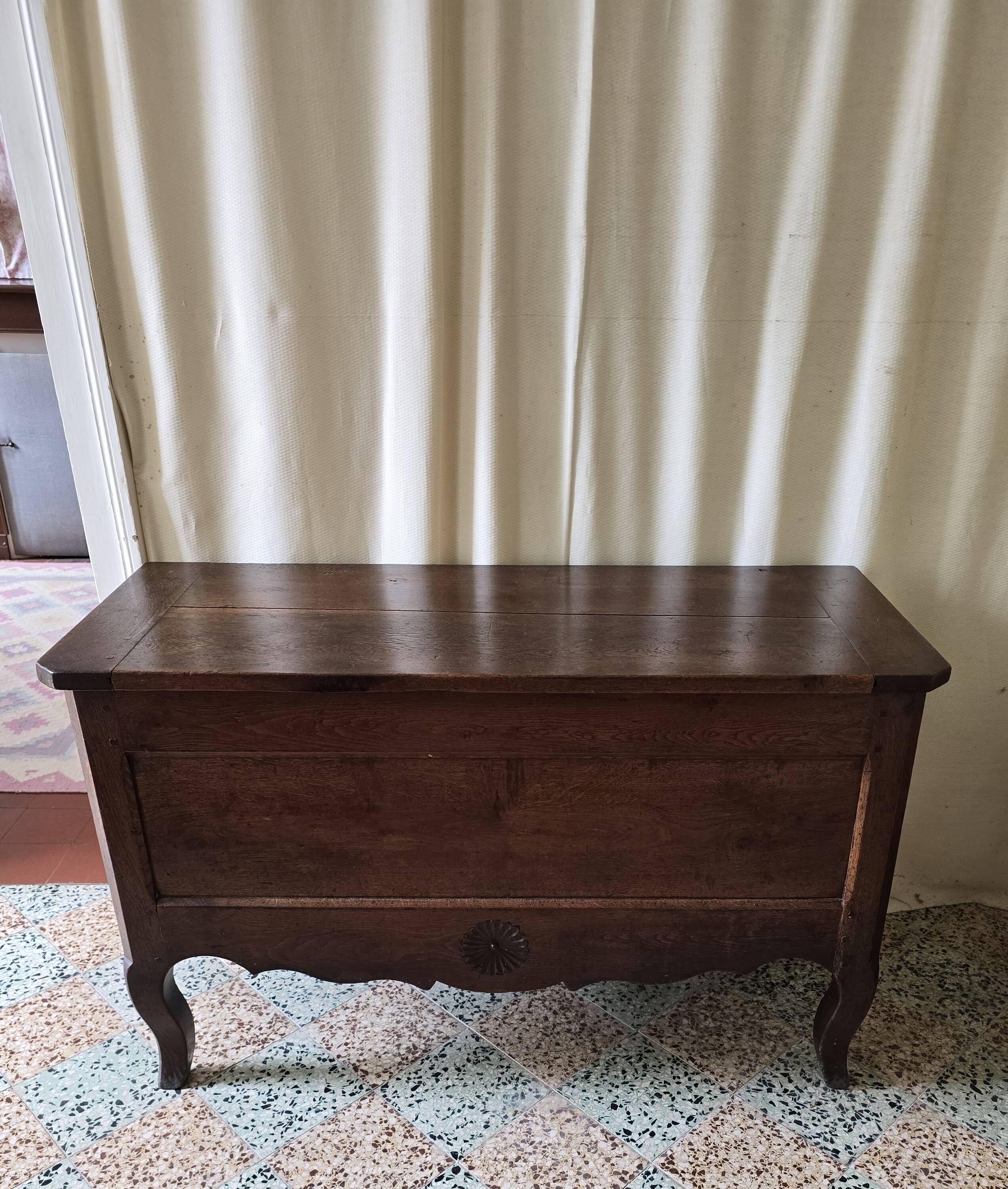 Antique trough / antique chest in solid oak – late 19th / early 20th century