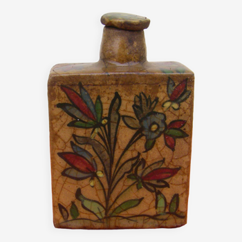 bouteille en céramique Perse ancienne