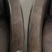 Ensemble vintage de 2 fauteuils en cuir de vachette au design Aviateur.