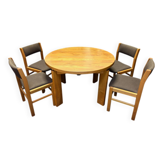 Regain house table and its 4 chairs, in elm.