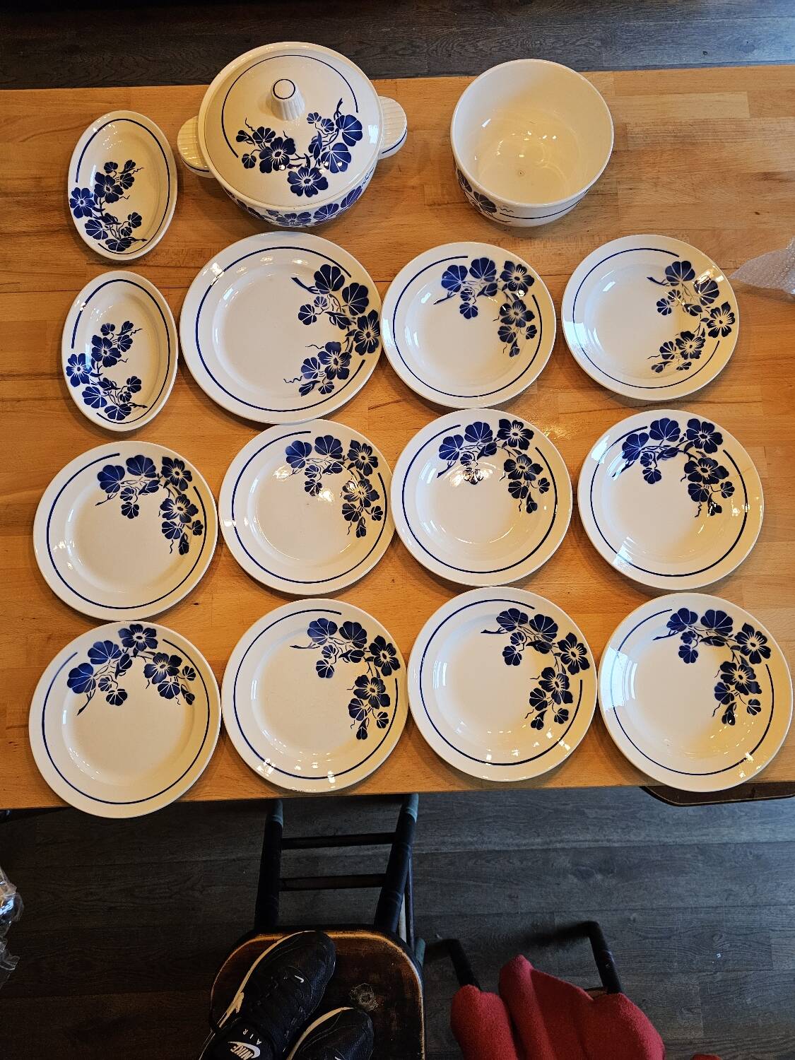 Badonviller Capucines Dinnerware Set