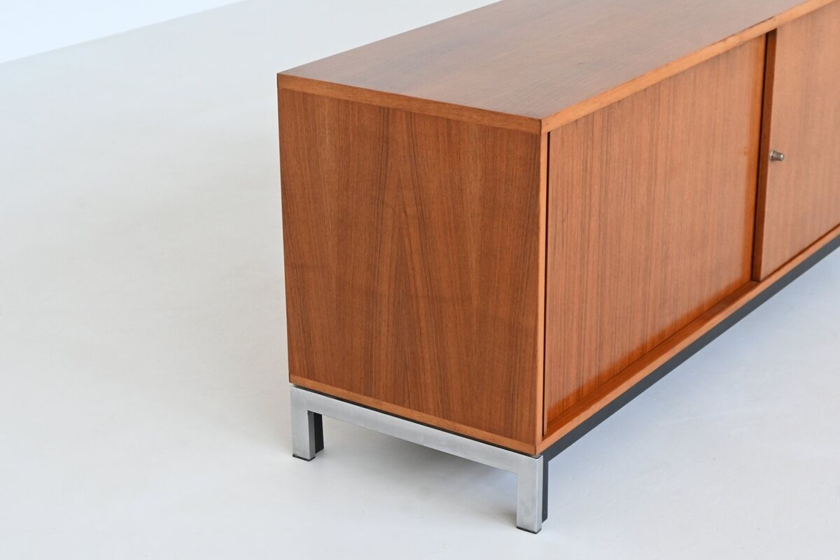 Theo Tempelman sideboard in walnut AP Originals The Netherlands 1960