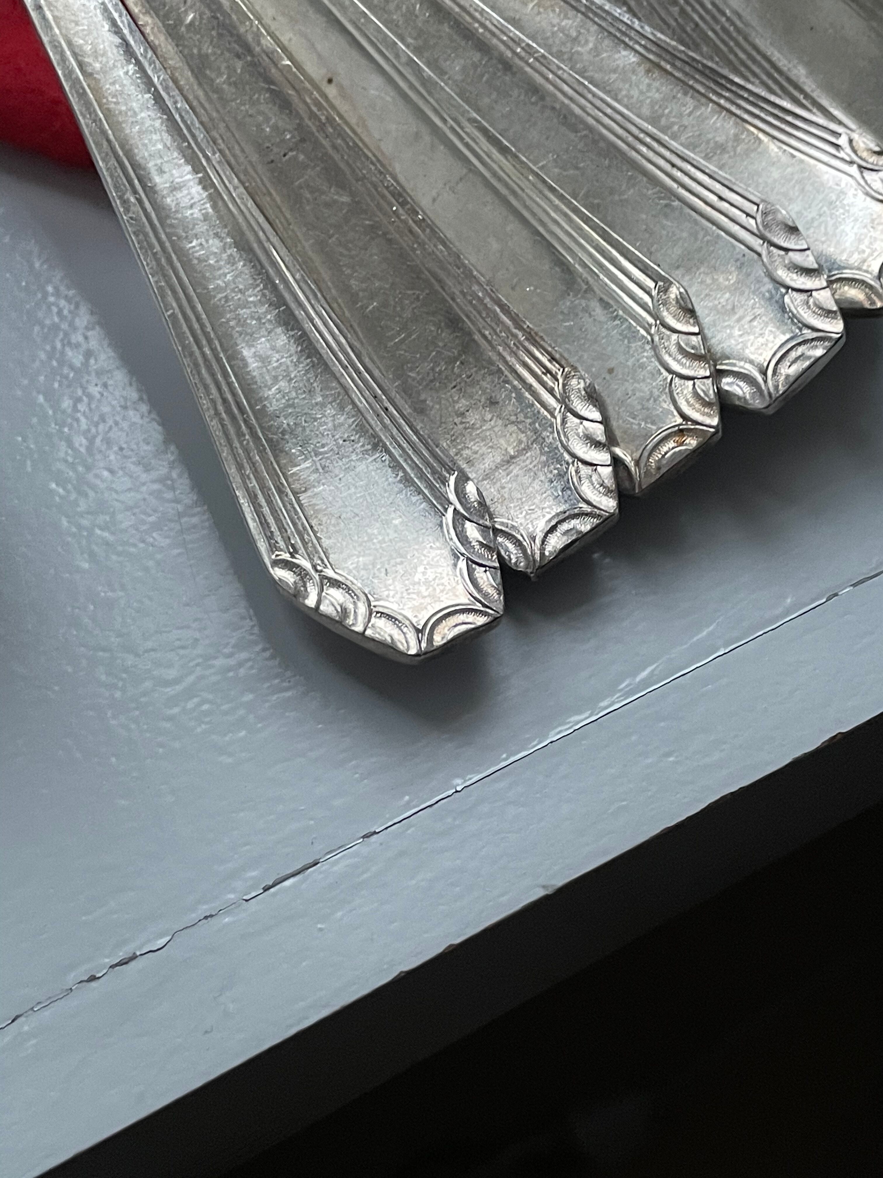 Silver metal housewife 2 punches