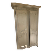 Provencal wardrobe