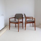 Finn Juhl Paire de fauteuils modèle 196