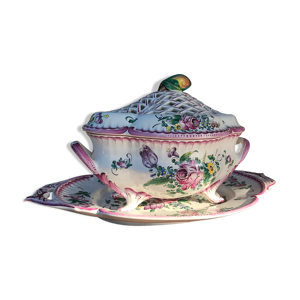 Soupière et plat de