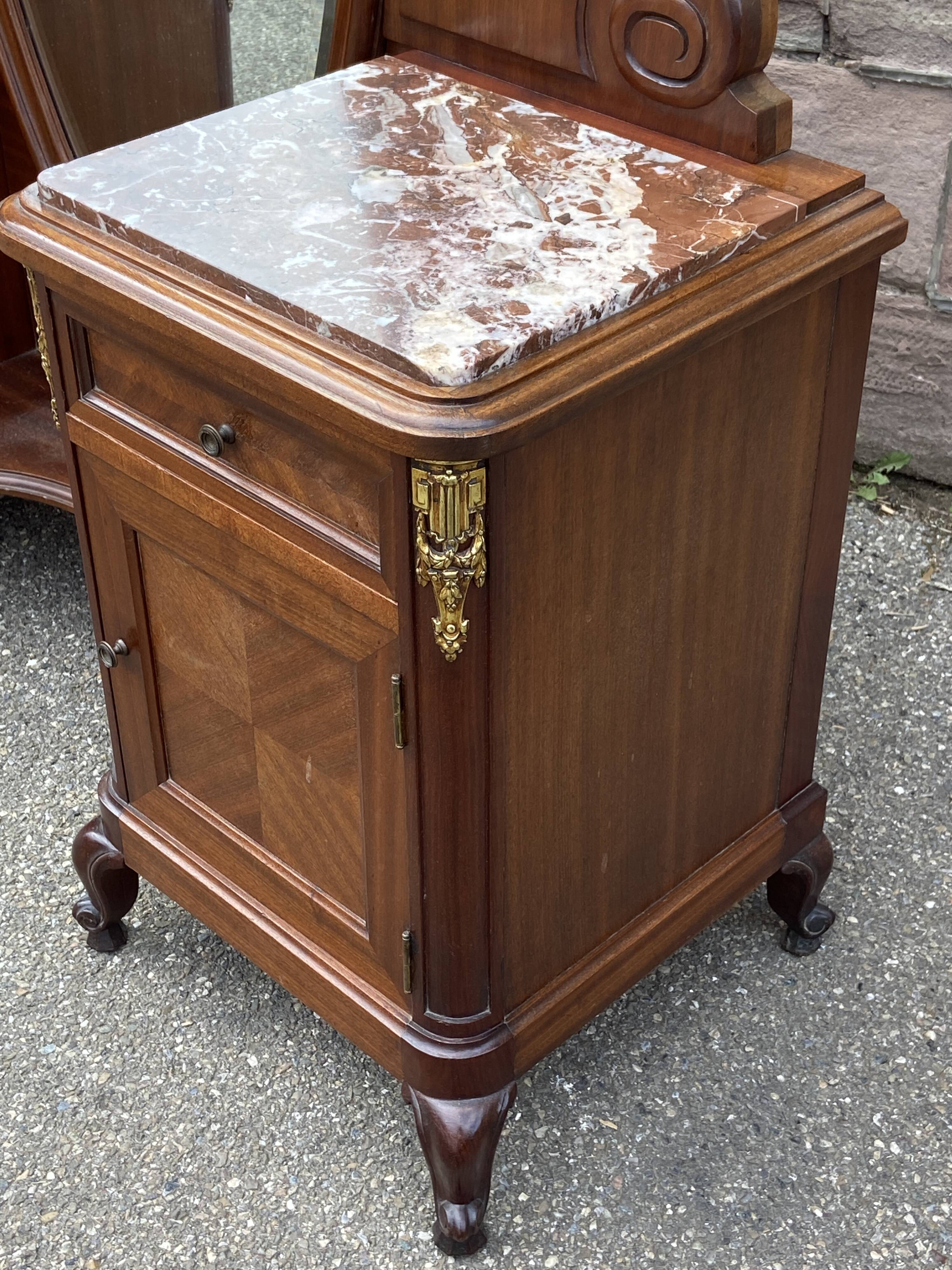 Art Deco period dressing table chest of drawers early 20th century Mahogany Transition style 1920