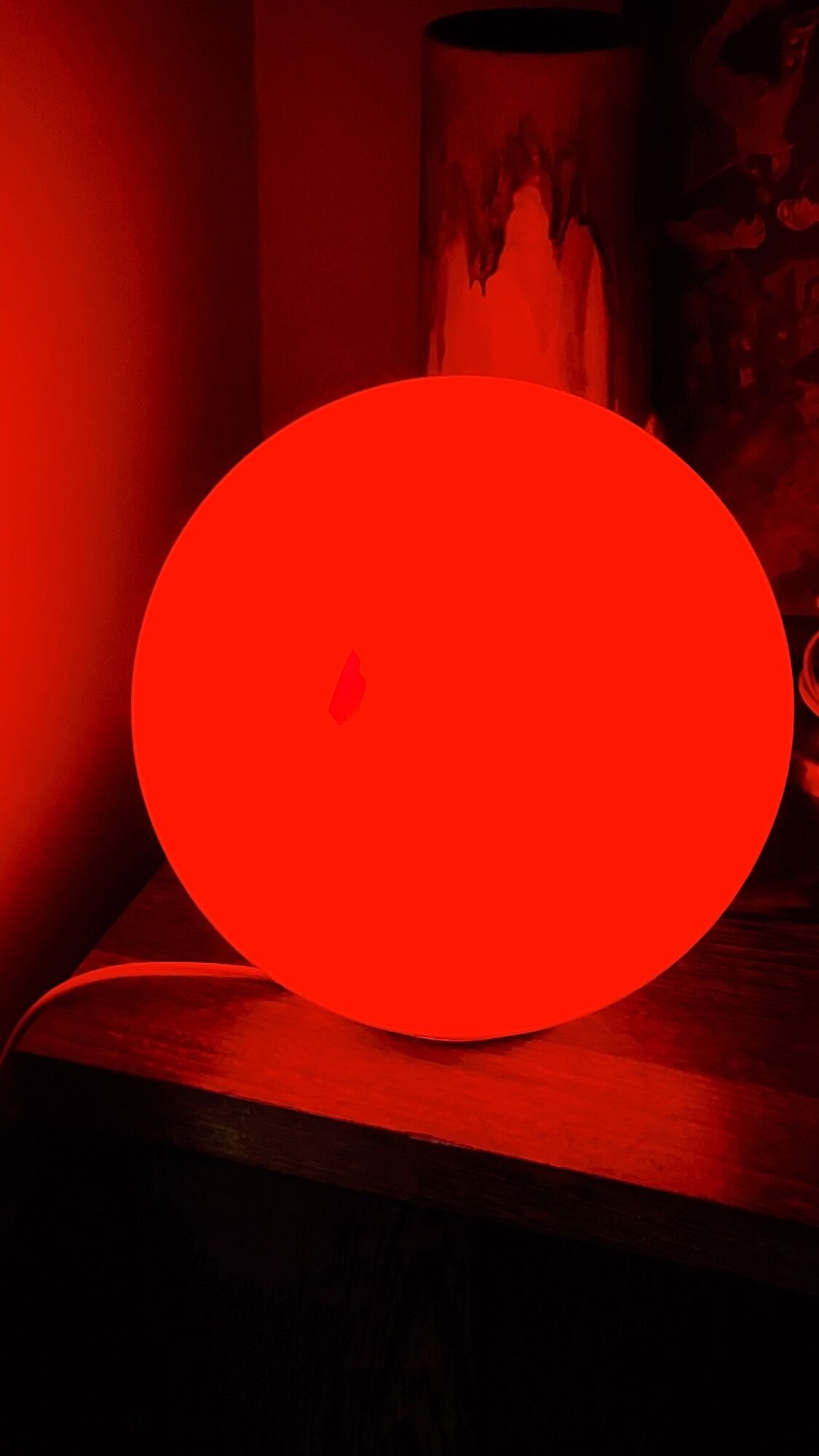 Wofi Leuchten red glass ball lamp from the 90s