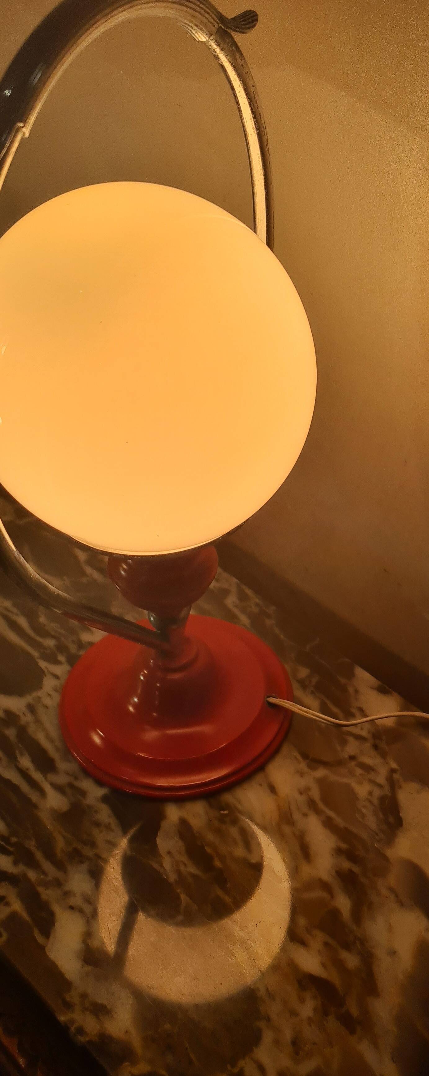 painted steel lamp 1960 to 70 good condition 31x18 original electric