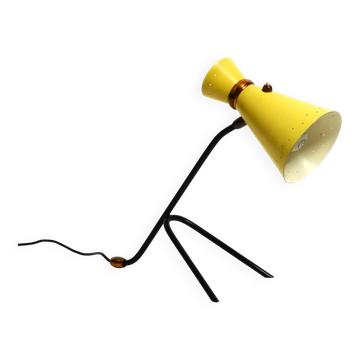 Large Mid Century Modern tripod table lamp with yellow diabolo lampshade